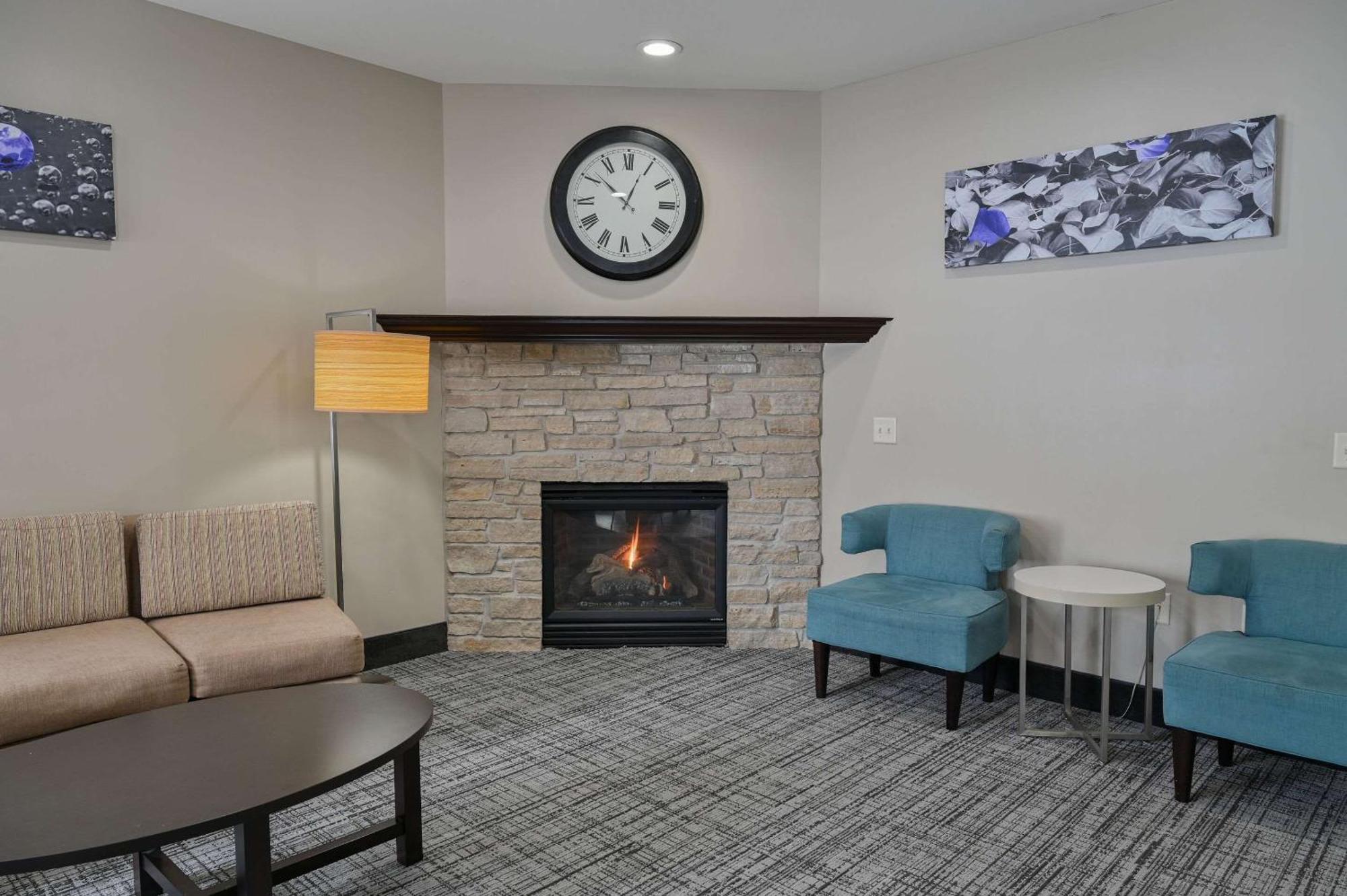 Sleep Inn & Suites Washington Near Peoria Dış mekan fotoğraf
